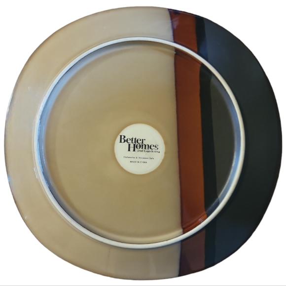 1 DINNER PLATE SQUARED ROUND BAZAAR BURGUNDY by BETTER HOMES & GARDENS STRIPED - Picture 2 of 2